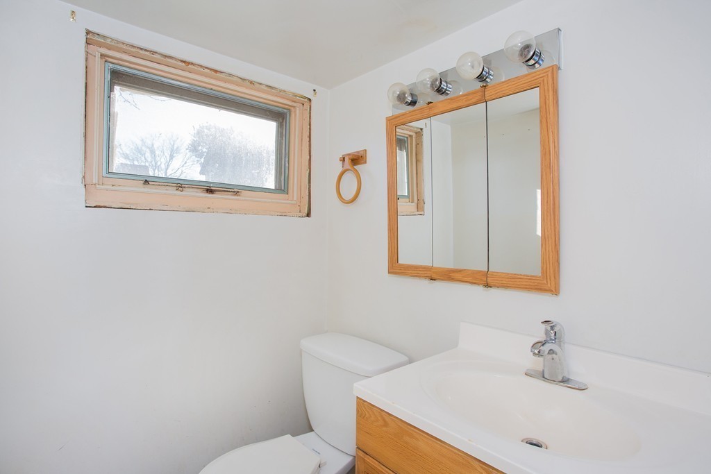 12 R Street Hull, MA 02045 - Photo 16 of 22 Gallery Image 16