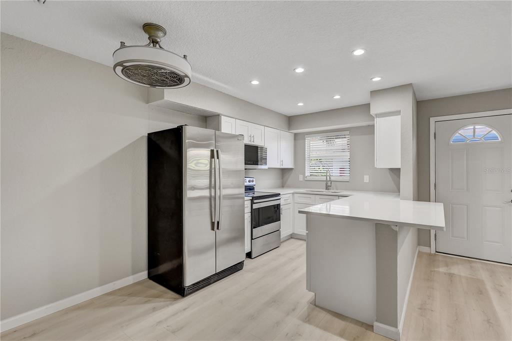 9030 Blind Pass Road, Unit C9 St. Petersburg, FL 33706 - Photo 8 of 33