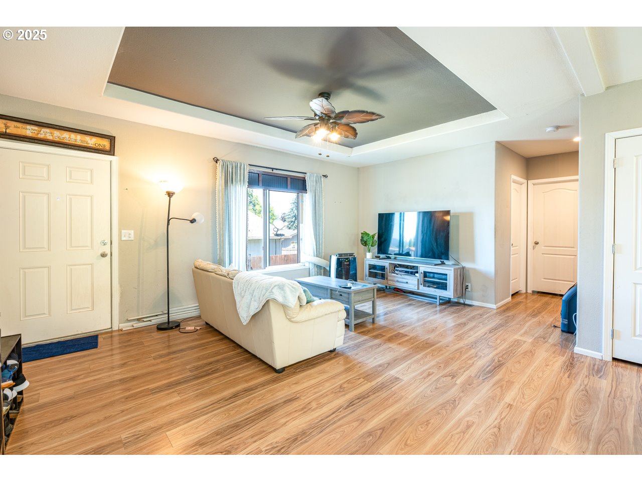 466 South 71st Street Springfield, OR 97478 - Photo 3 of 33 a living room with furniture and a wooden floor