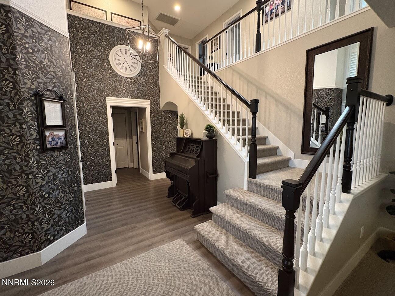 4290 Great Falls Loop Reno, NV 89511 - Photo 8 of 43 8) 73262-6a3733c02c2fb
