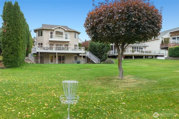 $1,095,000 | 345 Lake Front Drive, Orondo, WA 98843