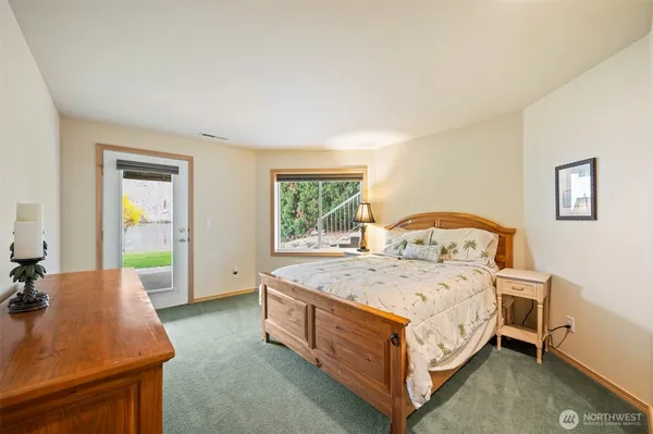 $1,095,000 | 345 Lake Front Drive, Orondo, WA 98843