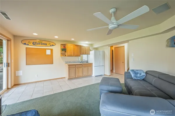 $1,095,000 | 345 Lake Front Drive, Orondo, WA 98843