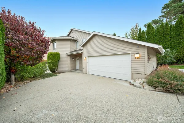 $1,095,000 | 345 Lake Front Drive, Orondo, WA 98843