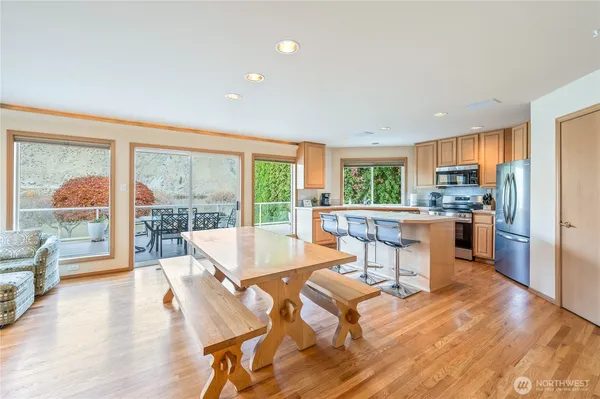 $1,095,000 | 345 Lake Front Drive, Orondo, WA 98843