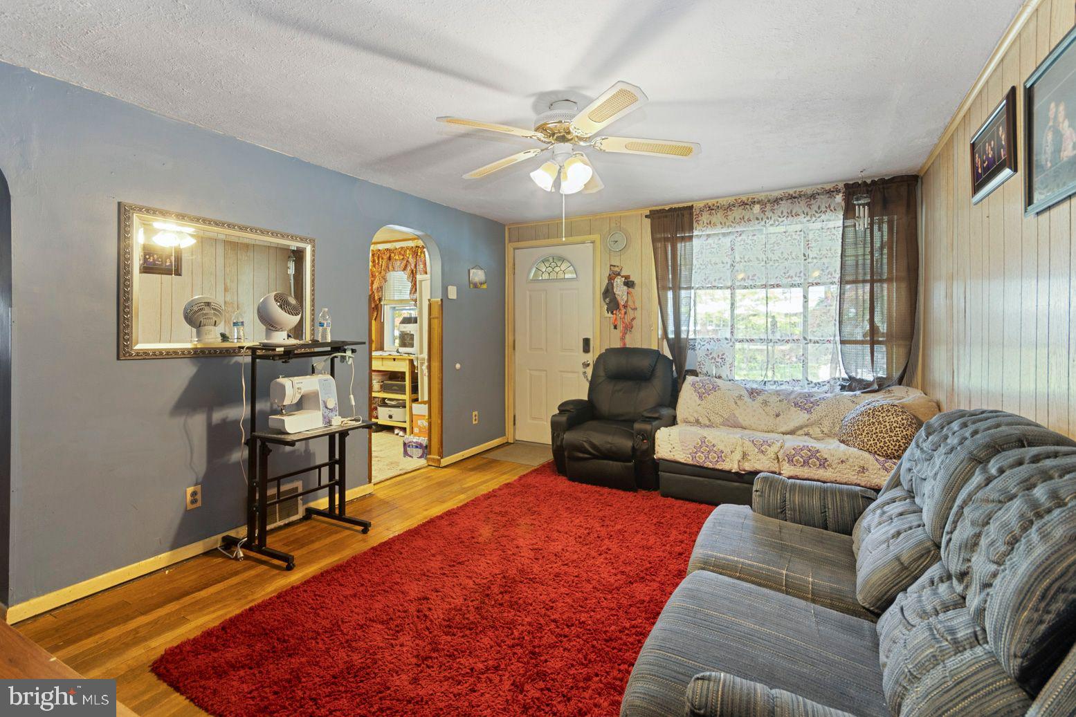 917 Kingsman Road Boothwyn, PA 19061 - Photo 11 of 35 Gallery Image 11