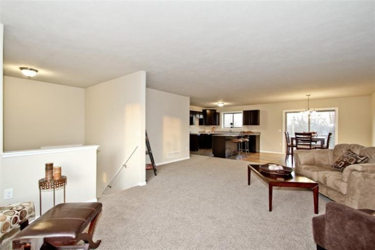 4248 Springwell Court Wayland, MI 49348 - Photo 7 of 9 12056199_03