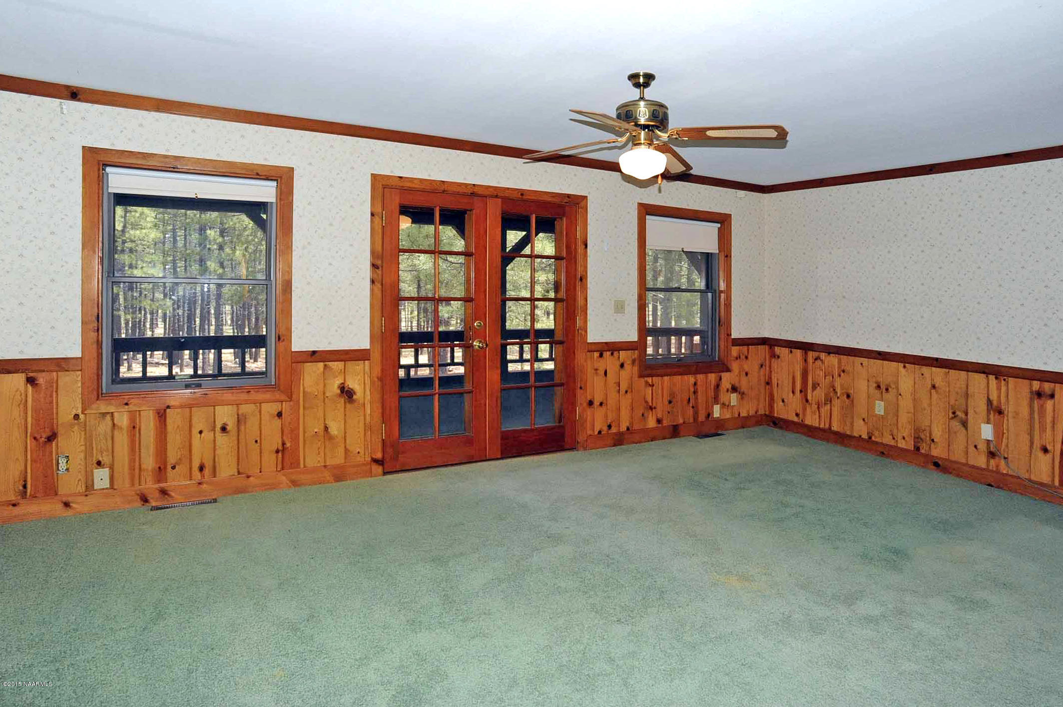 5803 Braeside Road Flagstaff, AZ 86005 - Photo 14 of 42 Master Bedroom
