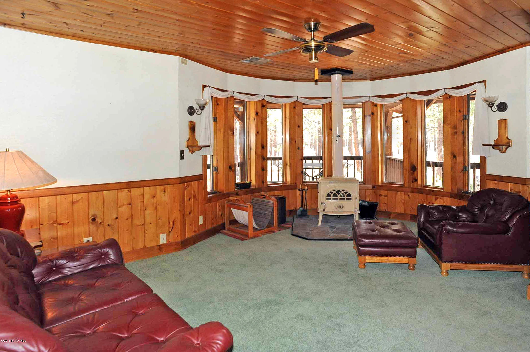 5803 Braeside Road Flagstaff, AZ 86005 - Photo 9 of 42 Sitting Room