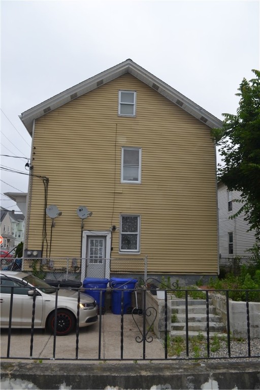 30 Hope Street Pawtucket, RI 02860 - Photo 4 of 23