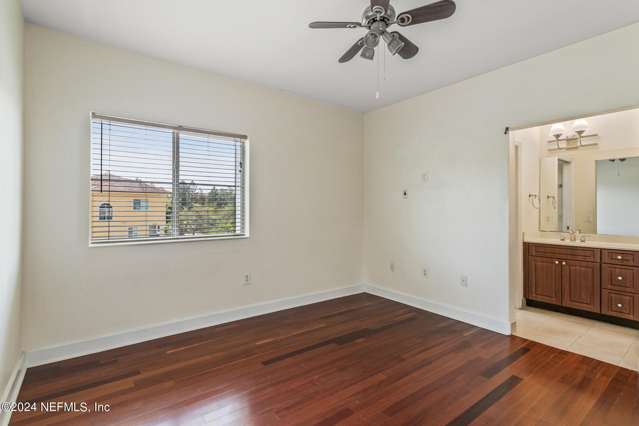9745 Touchton Road, Unit 1422 Jacksonville, FL 32246 - Photo 27 of 55 9745 Touchton Rd Unit 1422 (26)