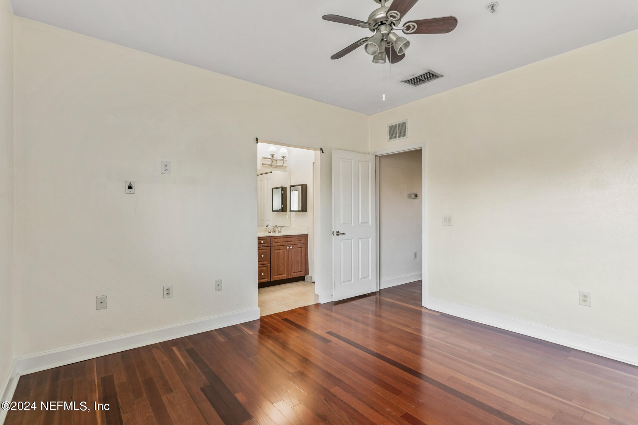 9745 Touchton Road, Unit 1422 Jacksonville, FL 32246 - Photo 28 of 55 9745 Touchton Rd Unit 1422 (27)