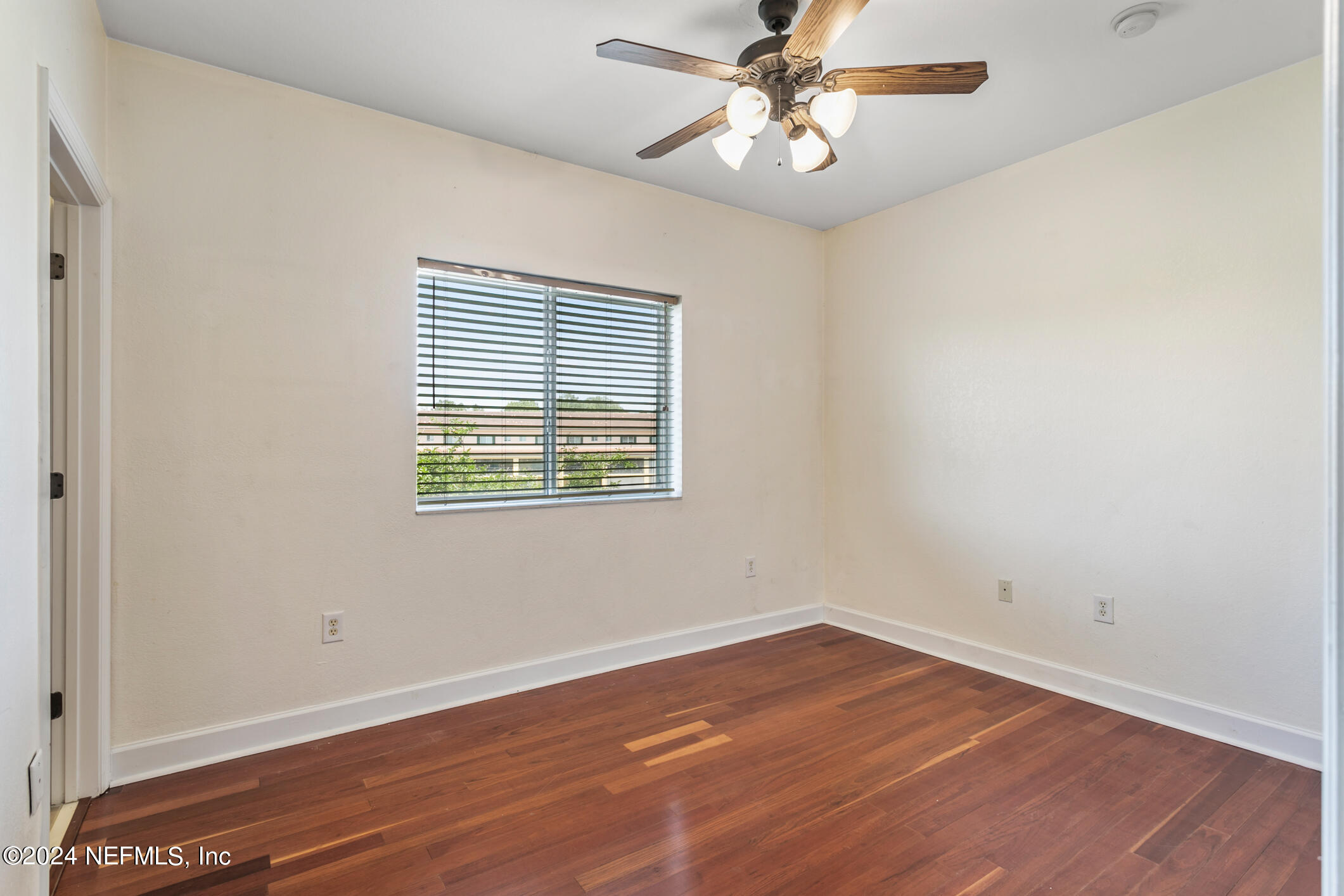 9745 Touchton Road, Unit 1422 Jacksonville, FL 32246 - Photo 33 of 55 9745 Touchton Rd Unit 1422 (32)