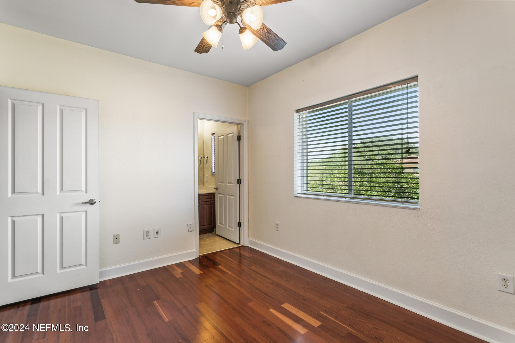 9745 Touchton Road, Unit 1422 Jacksonville, FL 32246 - Photo 34 of 55 9745 Touchton Rd Unit 1422 (33)