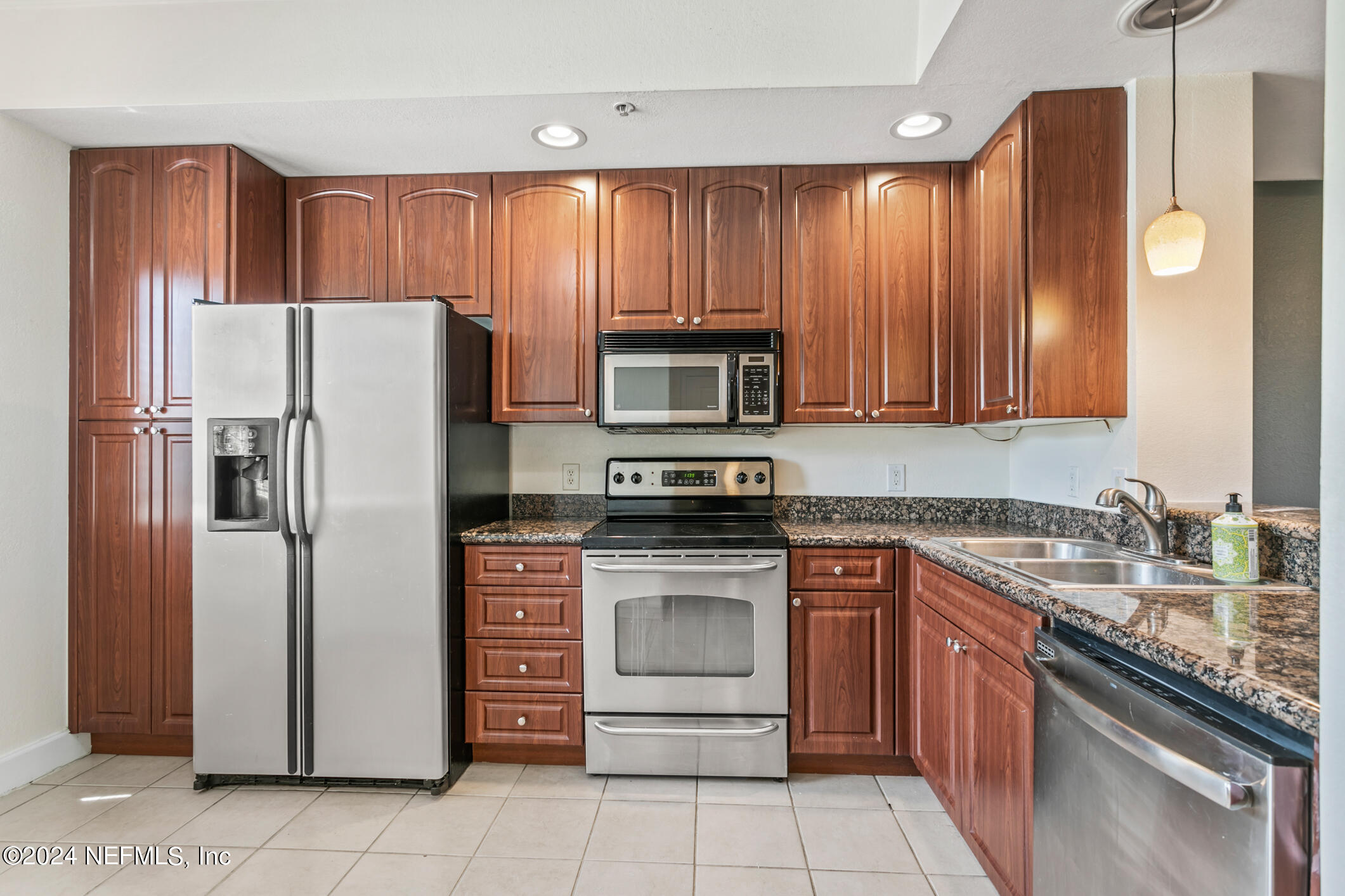 9745 Touchton Road, Unit 1422 Jacksonville, FL 32246 - Photo 10 of 55 9745 Touchton Rd Unit 1422 (9)