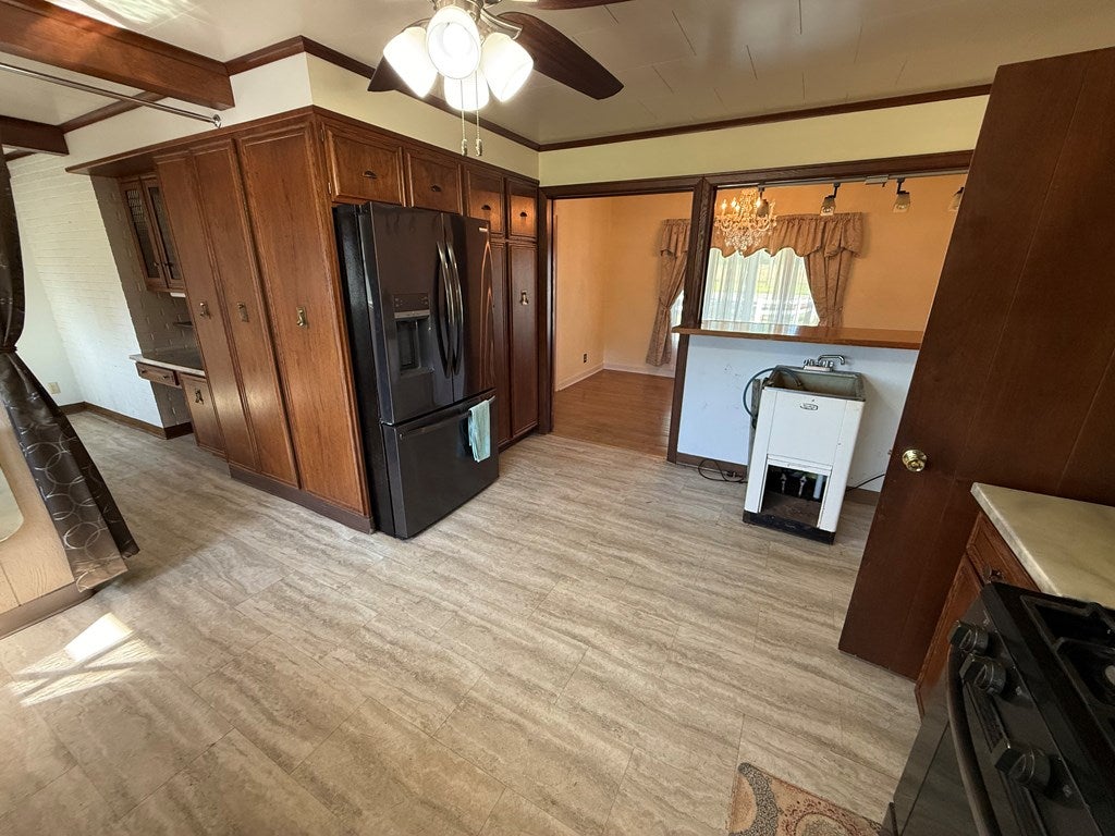 1529 Pittsburgh Road Franklin, PA 16323 - Photo 12 of 46 Gallery Image 12