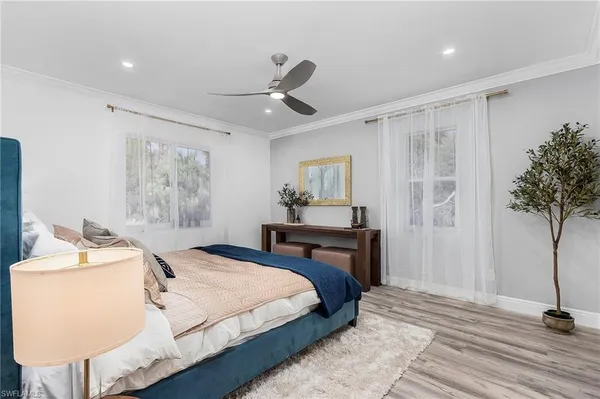 $2,400 | 620 Luisa Court, Unit 803, Naples, FL 34104