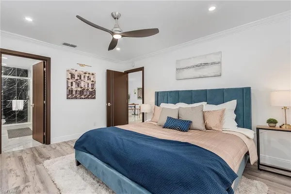 $2,400 | 620 Luisa Court, Unit 803, Naples, FL 34104