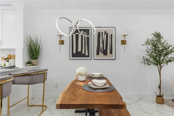 $2,400 | 620 Luisa Court, Unit 803, Naples, FL 34104