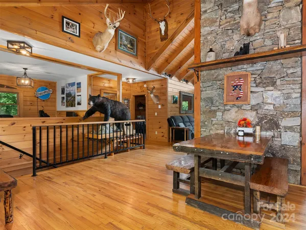 $899,000 | 80 Austins Trail, Canton, NC 28716