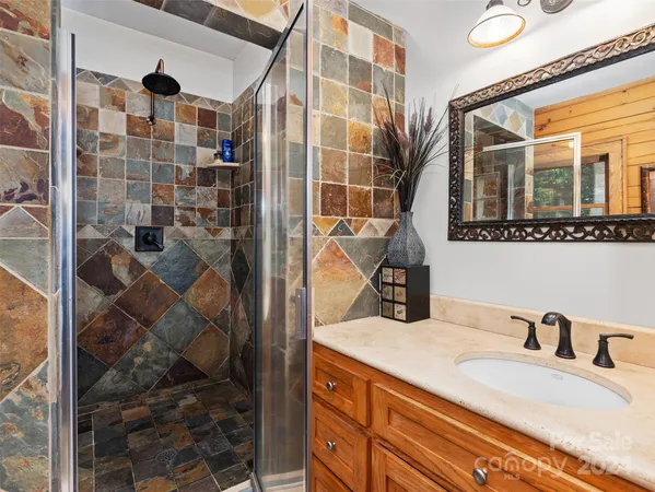 $899,000 | 80 Austins Trail, Canton, NC 28716