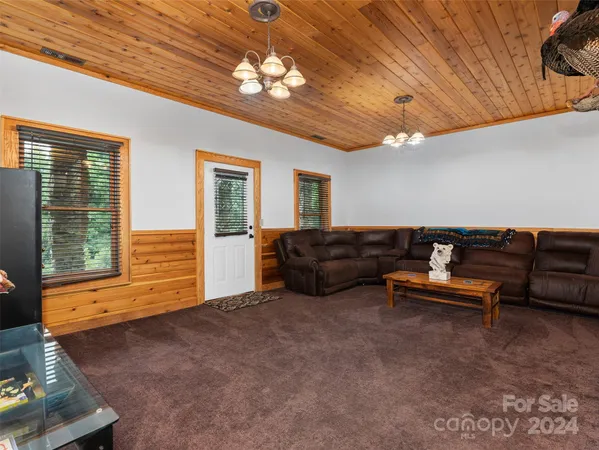 $899,000 | 80 Austins Trail, Canton, NC 28716