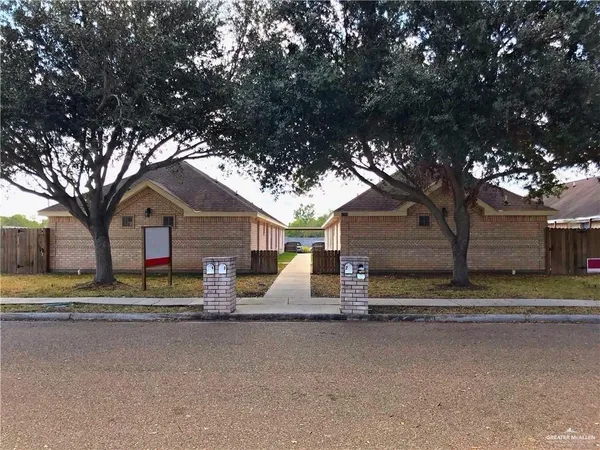 $875 | 1304 Acme Lane, Unit 3, Edinburg, TX 78541
