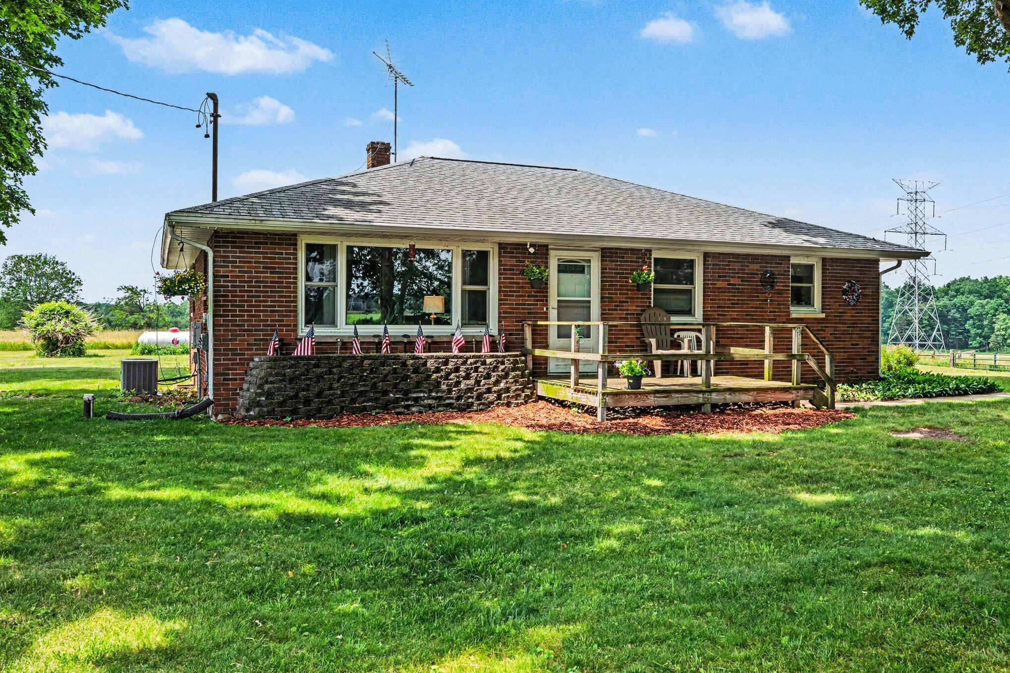 15290 South Enzian Road Plainwell, MI 49080 - Photo 2 of 16 002_file_3191