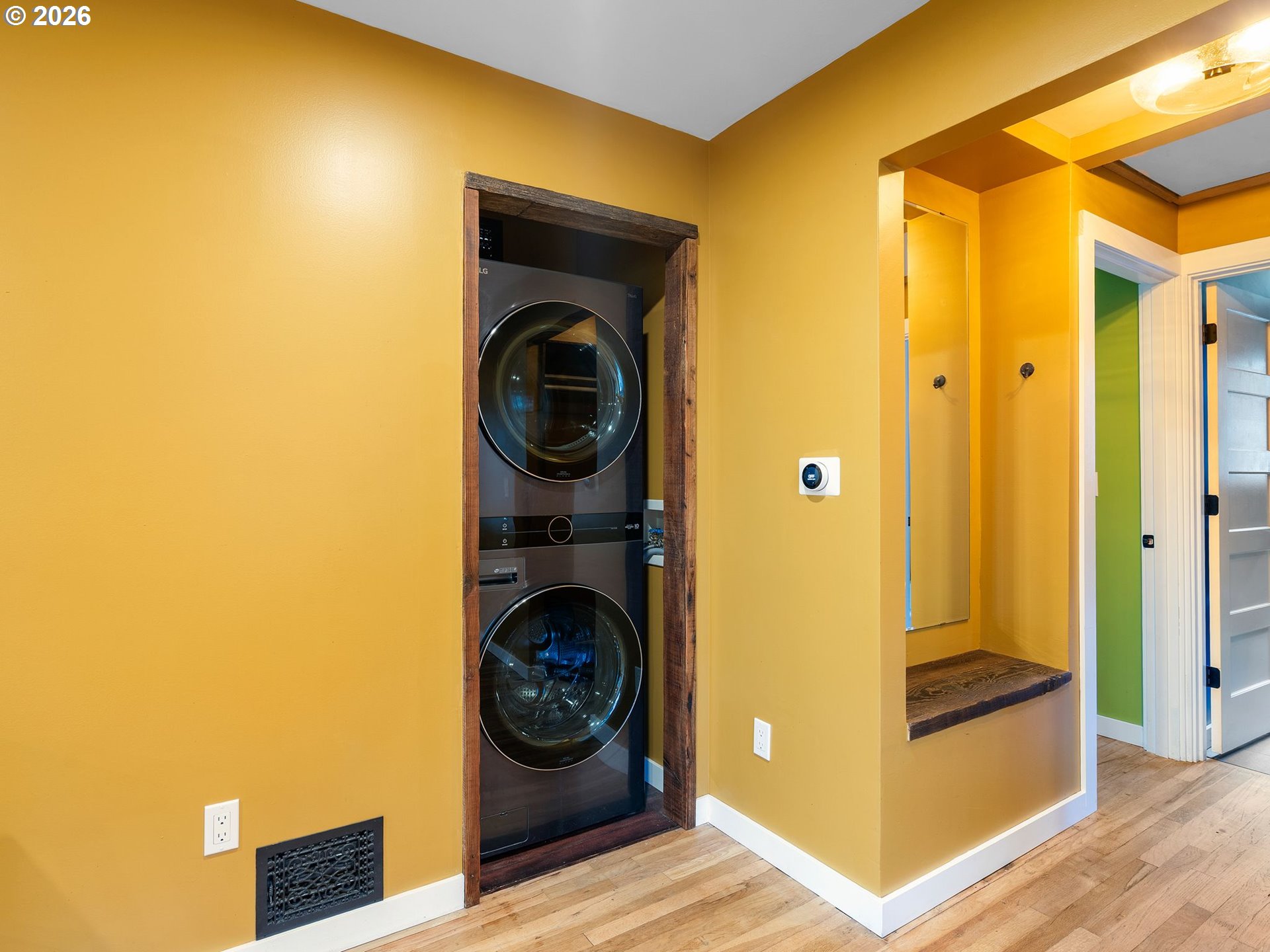 9208 Southwest 44th Avenue Portland, OR 97219 - Photo 16 of 28