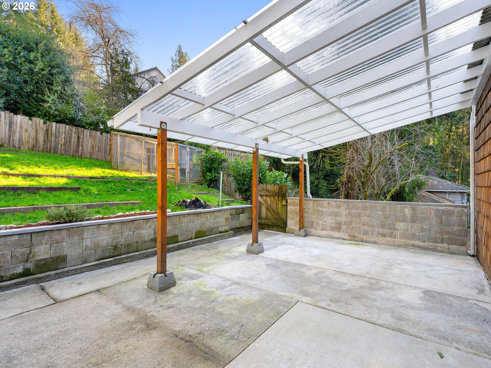 9208 Southwest 44th Avenue Portland, OR 97219 - Photo 21 of 28