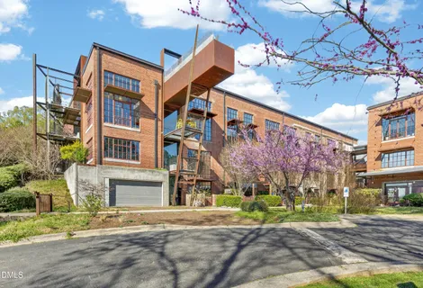 $2,500,000 | 1880 Sissipahaw Way, Unit C200, Saxapahaw, NC 27340
