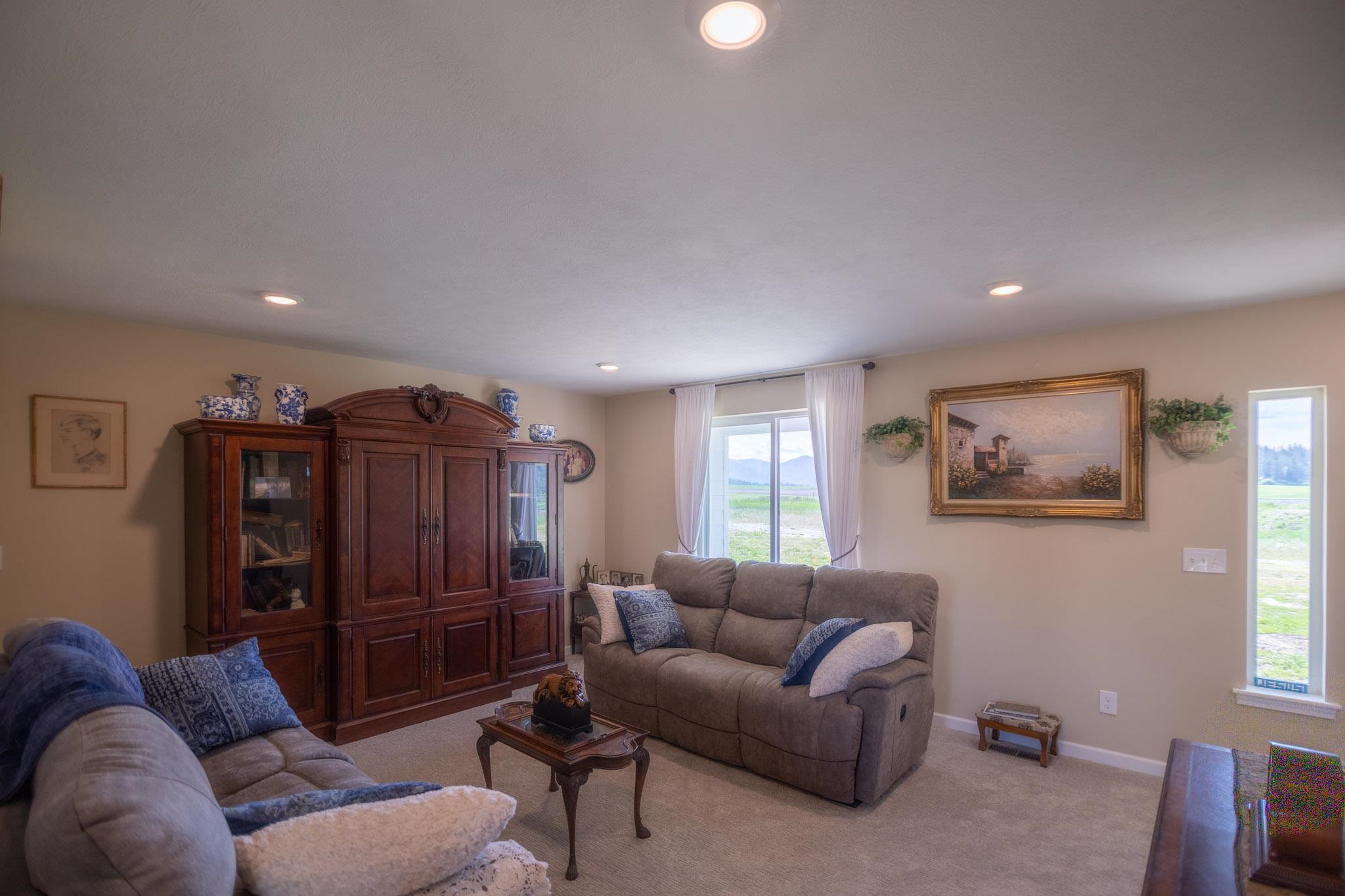 2074 Steinmetz Road Chewelah, WA 99109 - Photo 4 of 29 Gallery Image 4