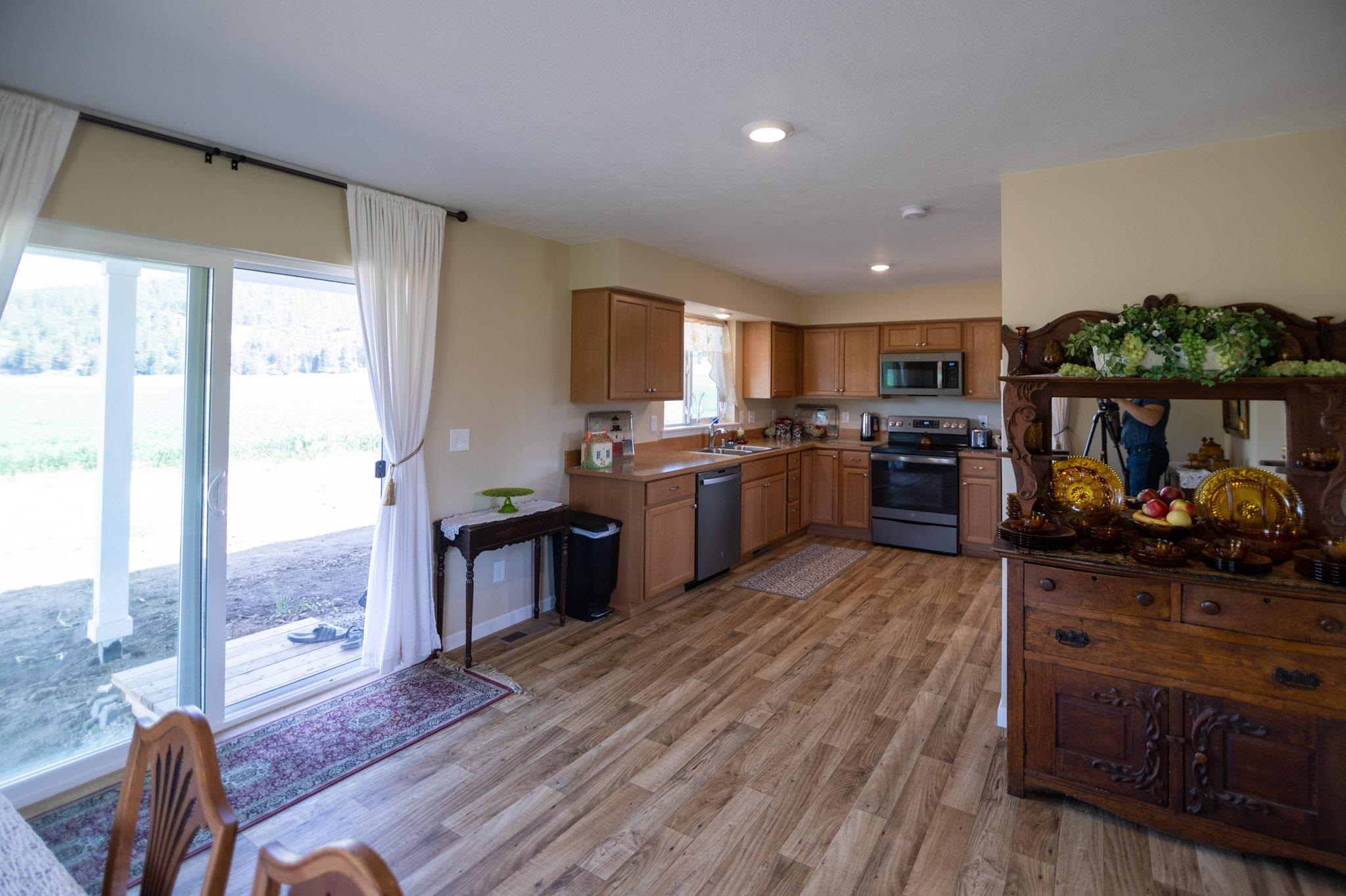 2074 Steinmetz Road Chewelah, WA 99109 - Photo 6 of 29 Gallery Image 6