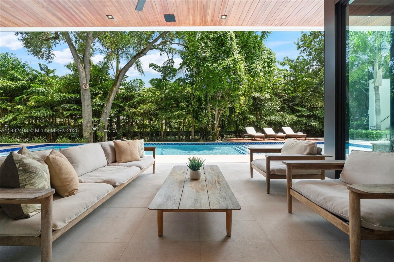 7610 Southwest 48th Court Miami, FL 33143 - Photo 26 of 34