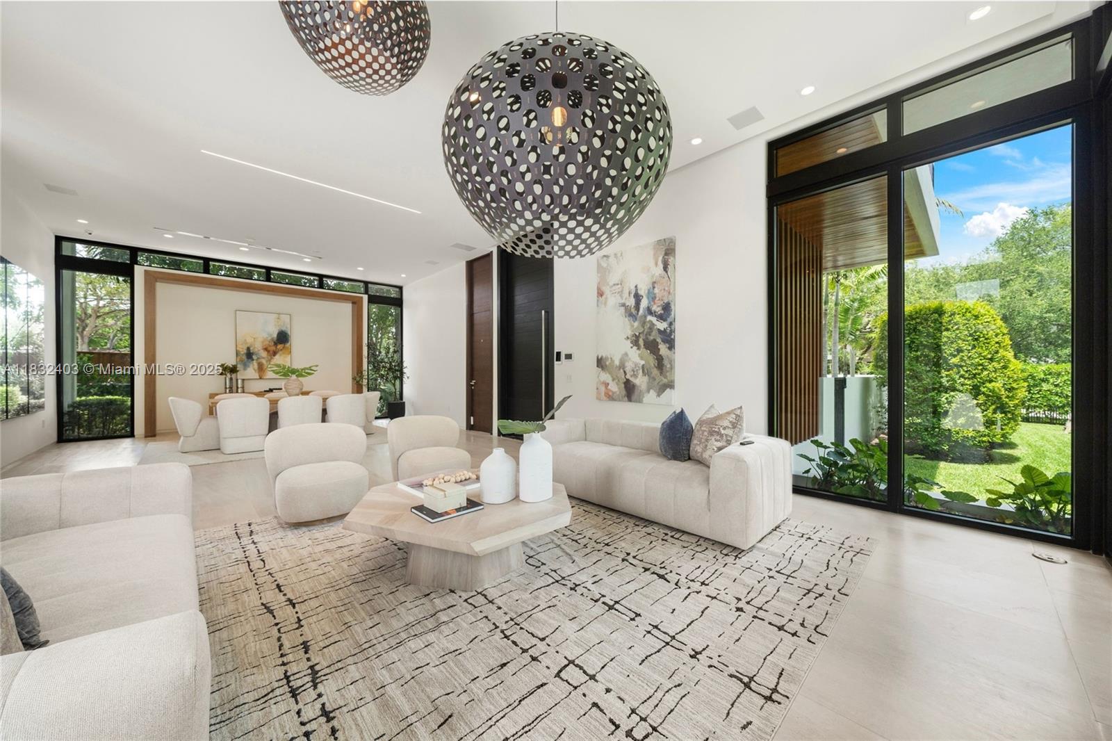 7610 Southwest 48th Court Miami, FL 33143 - Photo 8 of 34