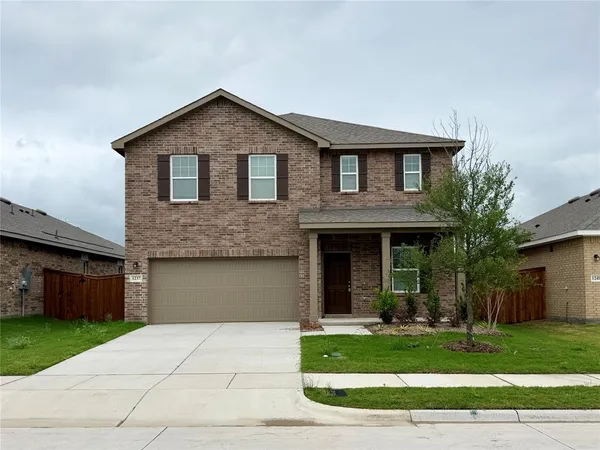 $2,400 | 1237 Herring Drive, Forney, TX 75126