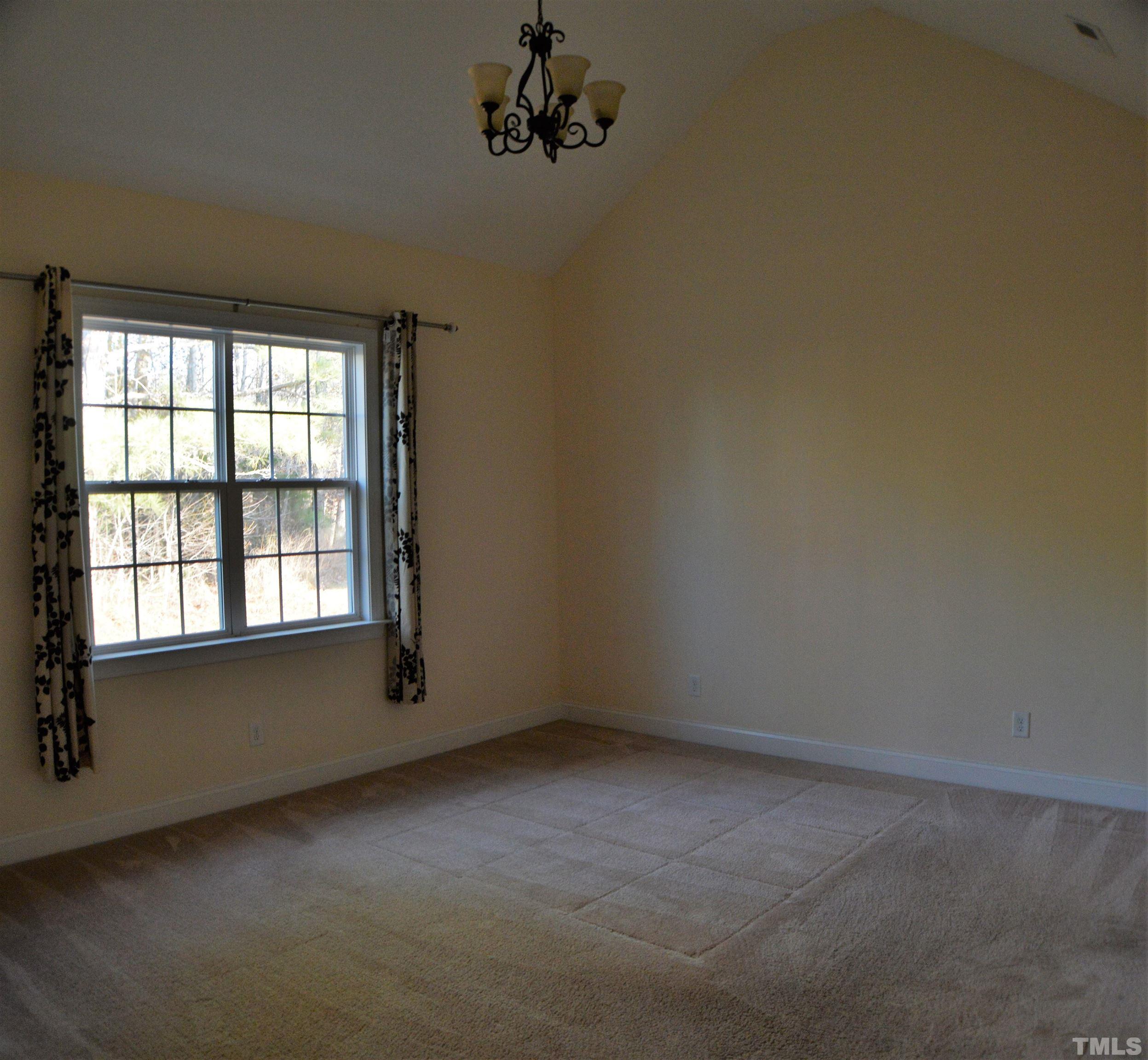 346 West Waycliff Road Henderson, NC 27537 - Photo 15 of 31 Gallery Image 15