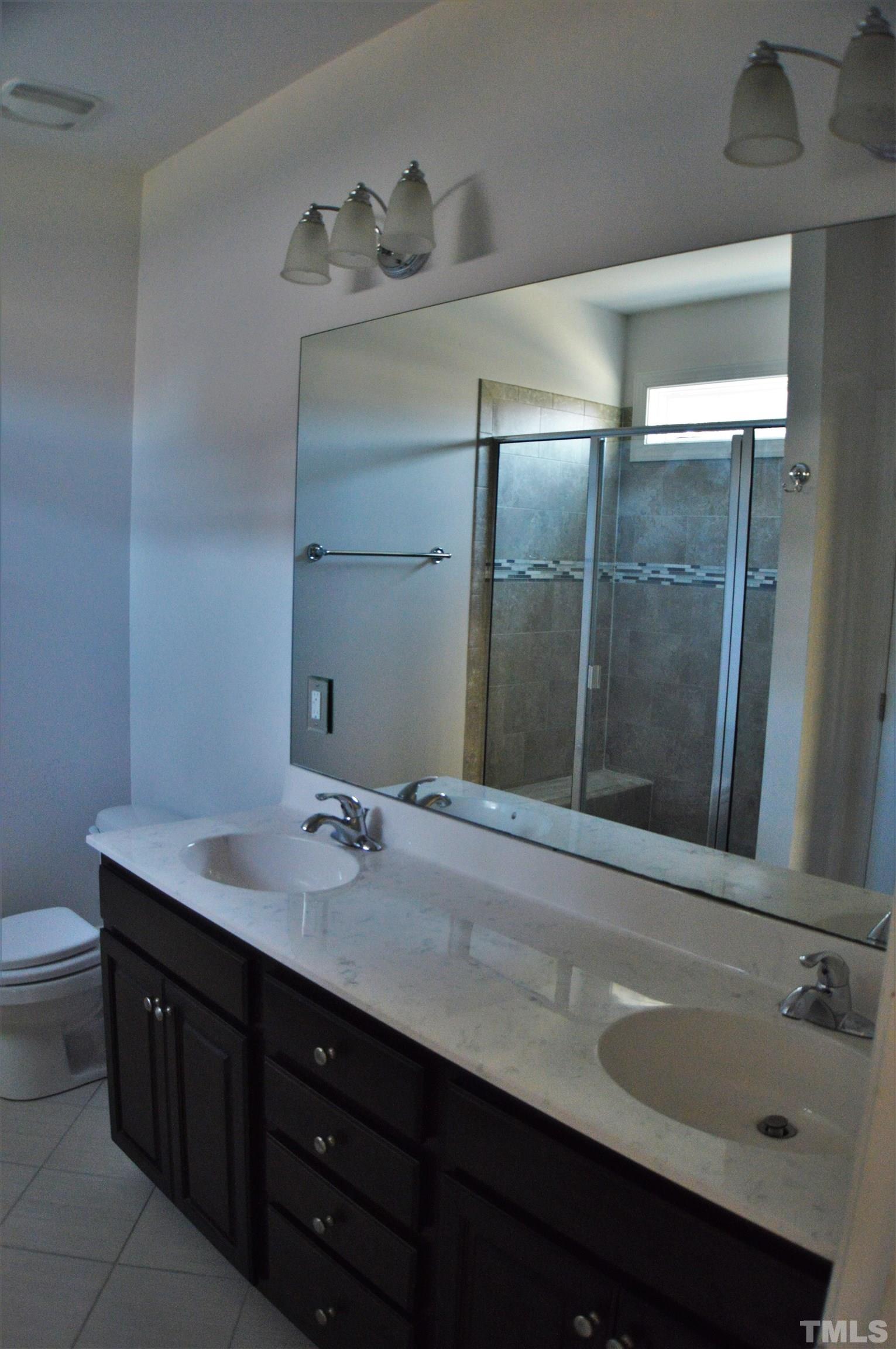 346 West Waycliff Road Henderson, NC 27537 - Photo 17 of 31 Gallery Image 17
