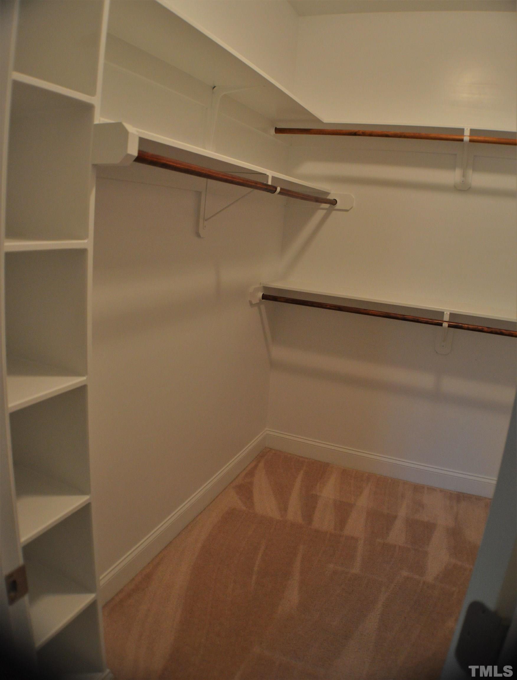 346 West Waycliff Road Henderson, NC 27537 - Photo 19 of 31 Gallery Image 19