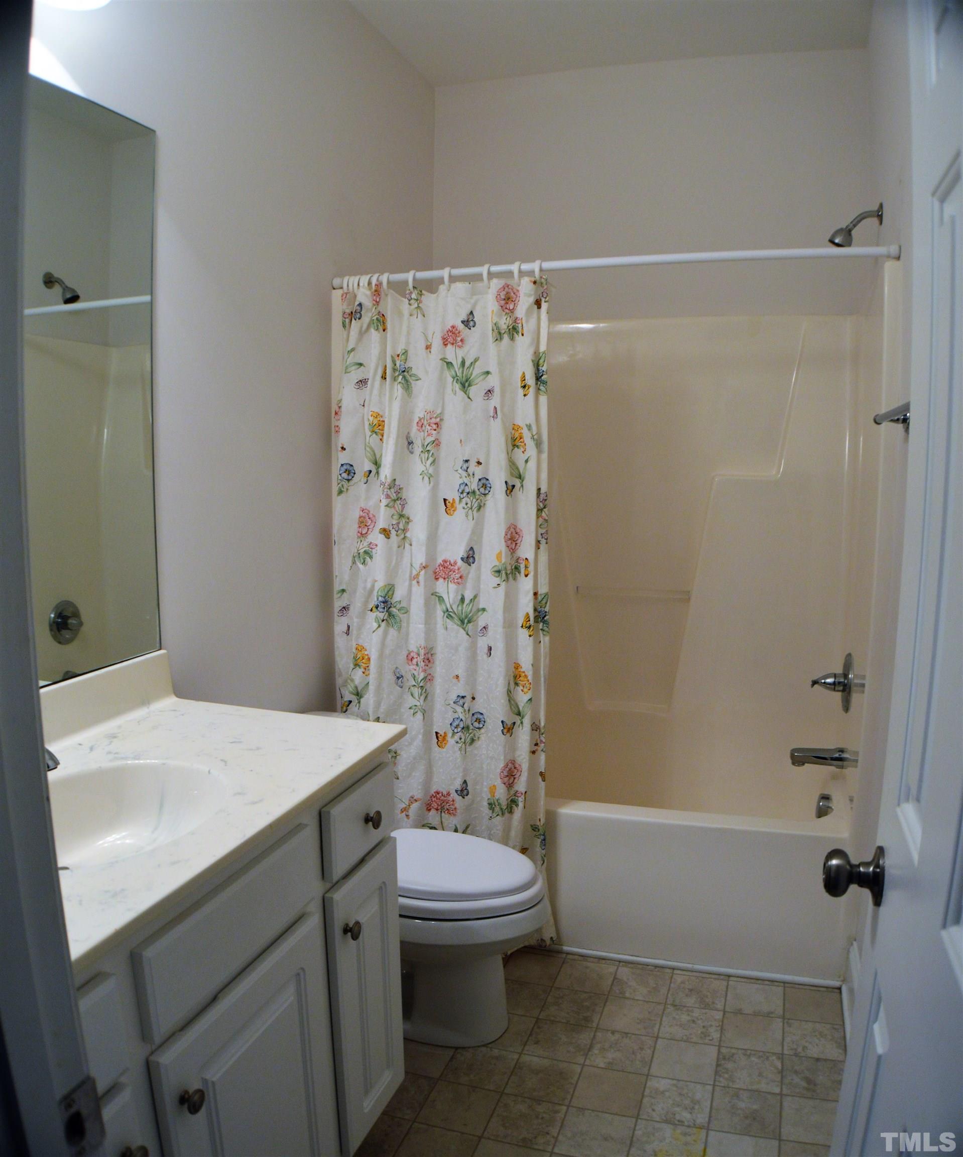 346 West Waycliff Road Henderson, NC 27537 - Photo 21 of 31 Gallery Image 21