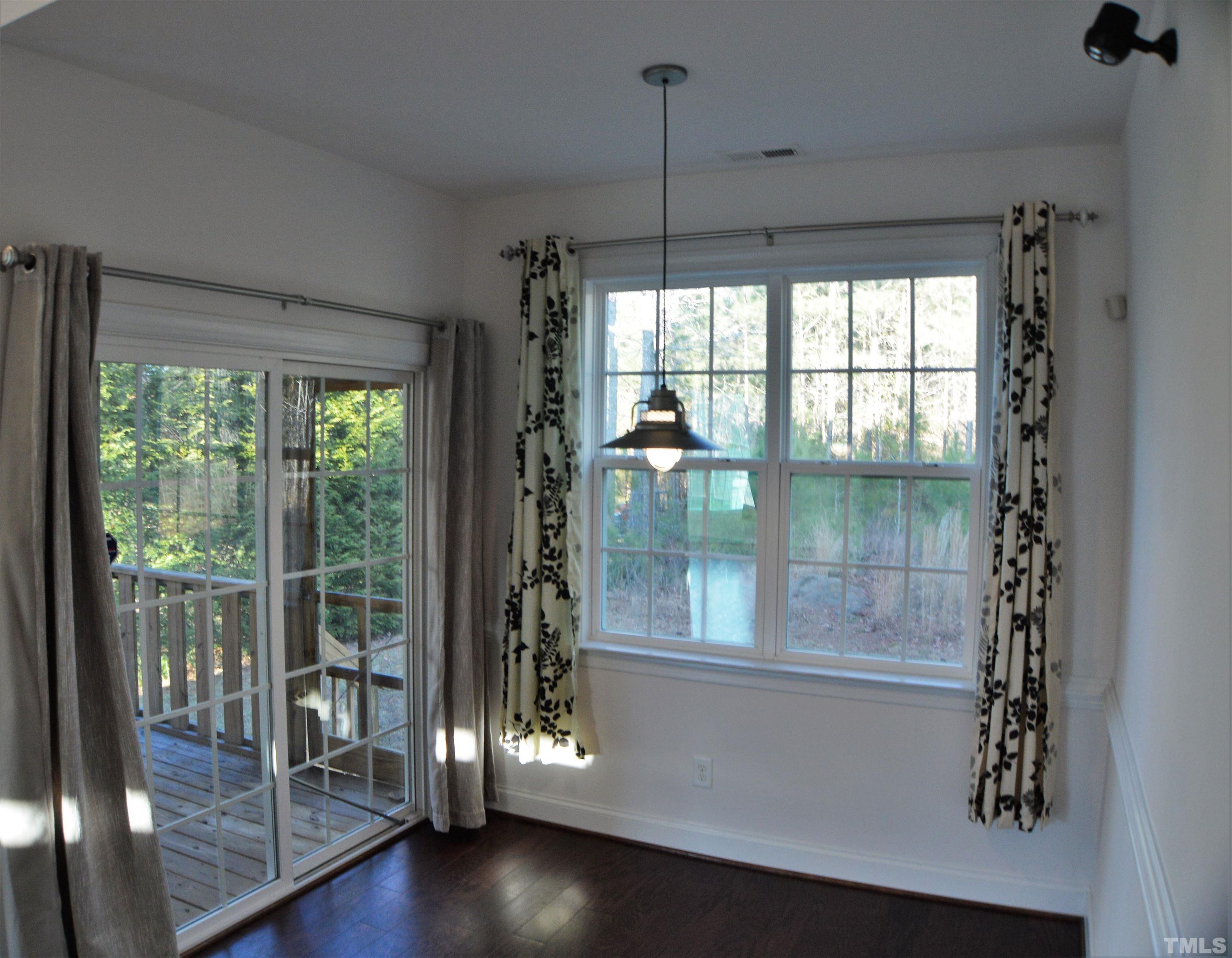 346 West Waycliff Road Henderson, NC 27537 - Photo 25 of 31 Gallery Image 25