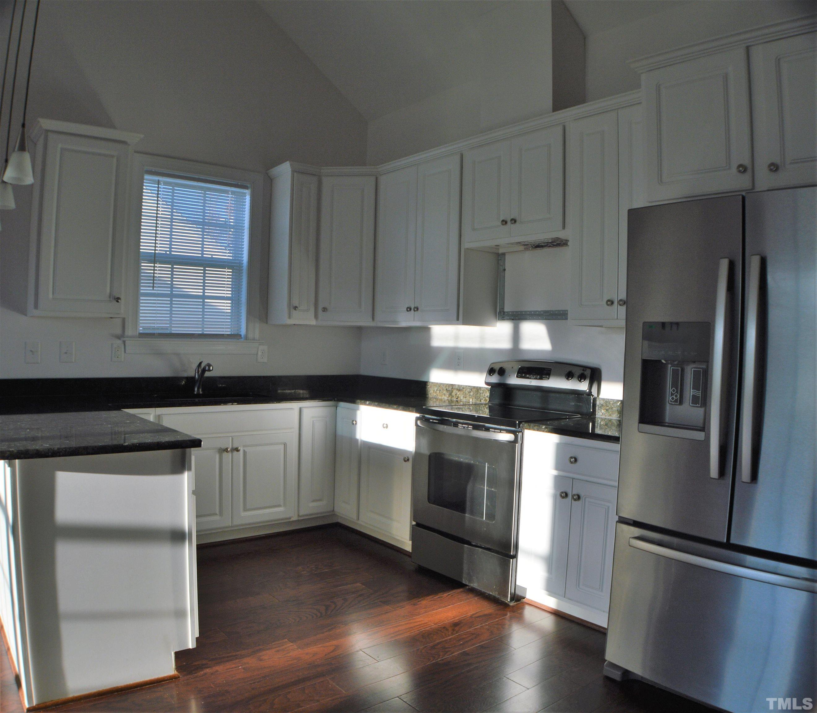 346 West Waycliff Road Henderson, NC 27537 - Photo 27 of 31 Gallery Image 27