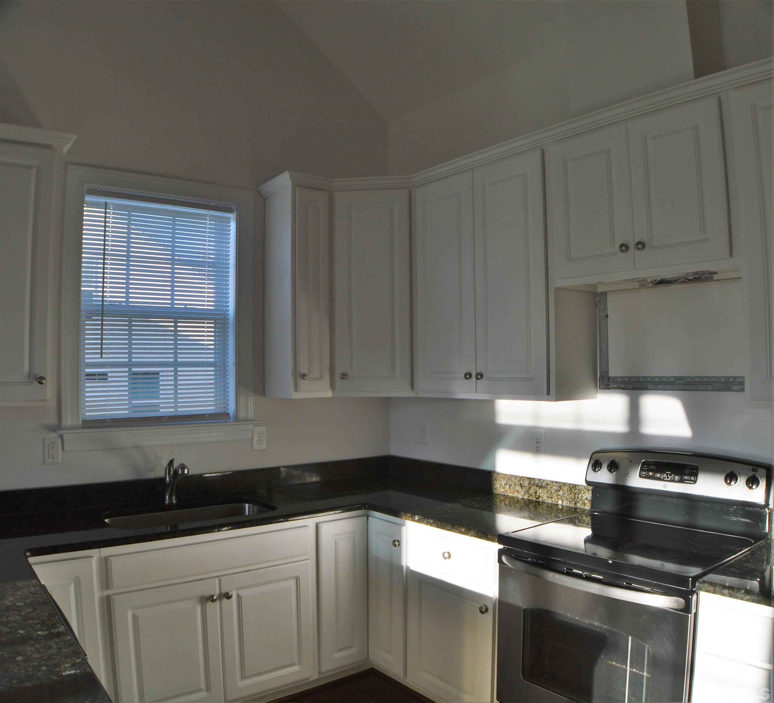 346 West Waycliff Road Henderson, NC 27537 - Photo 30 of 31 Gallery Image 30