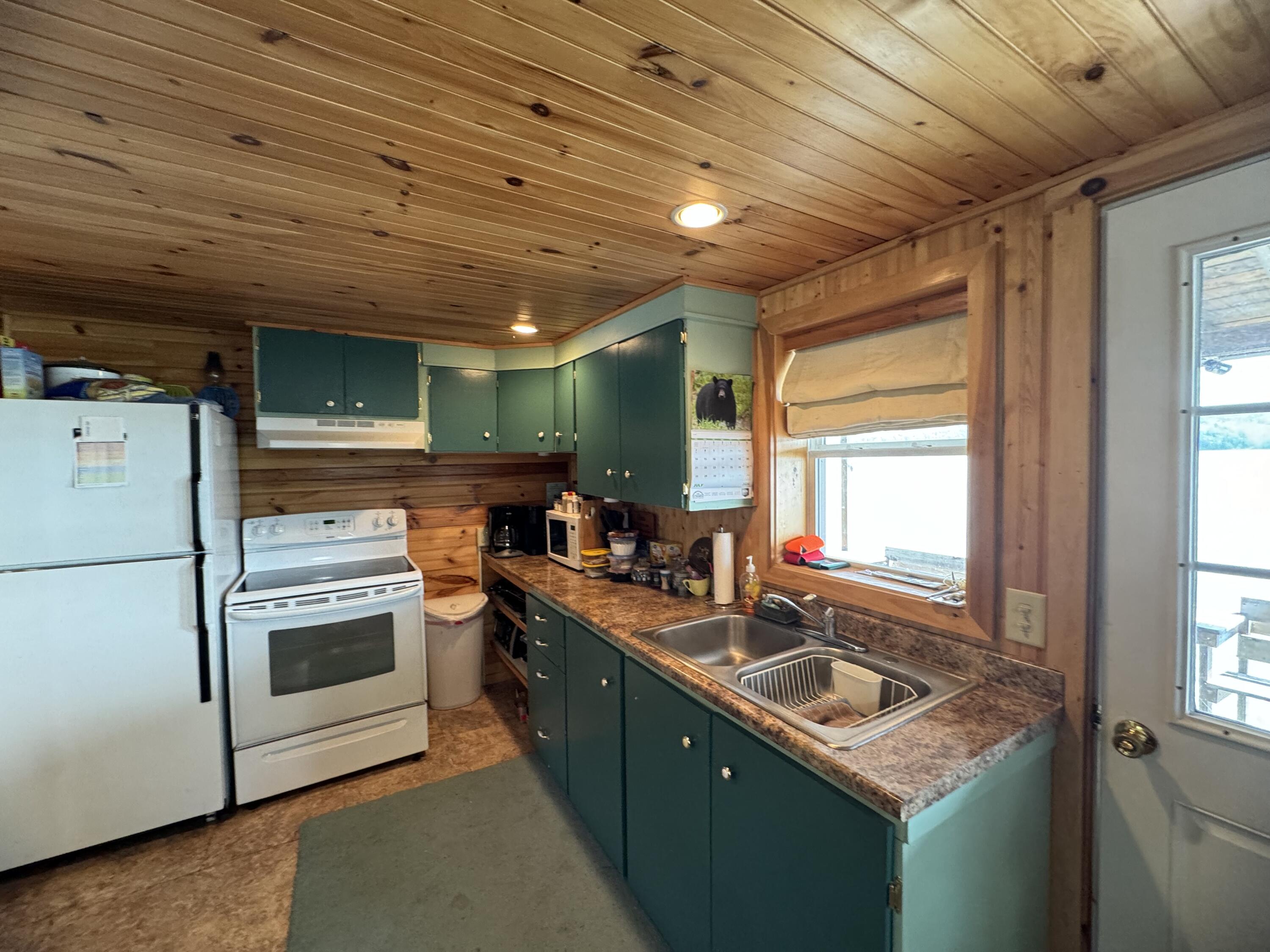 118 Sinclair Road St. David, ME 04773 - Photo 20 of 39 IMG_4829