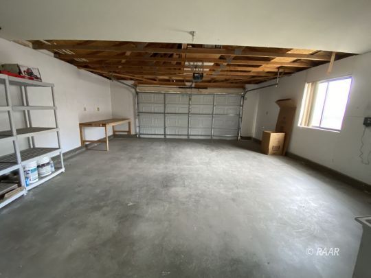 717 North Inyo Street Ridgecrest, CA 93555 - Photo 26 of 26 wooden floor in an empty room