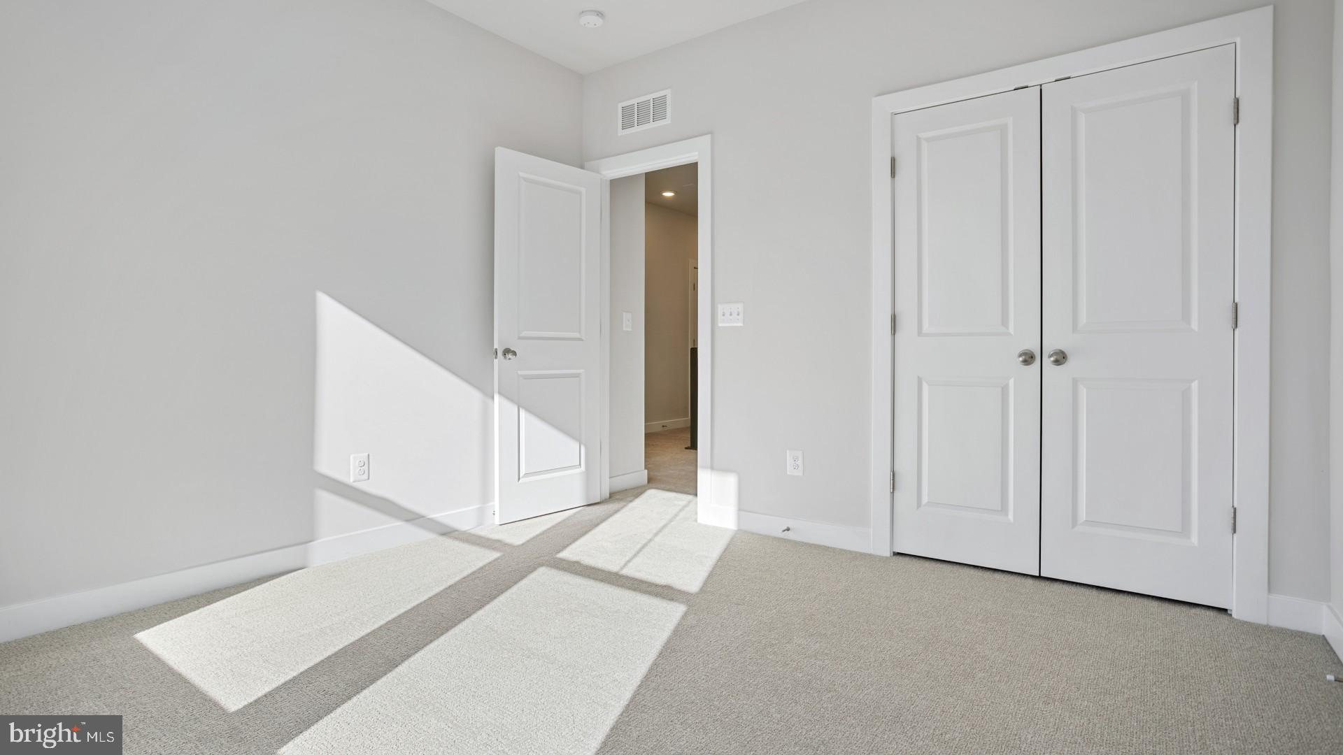 45162 Drowes Terrace Sterling, VA 20166 - Photo 11 of 15