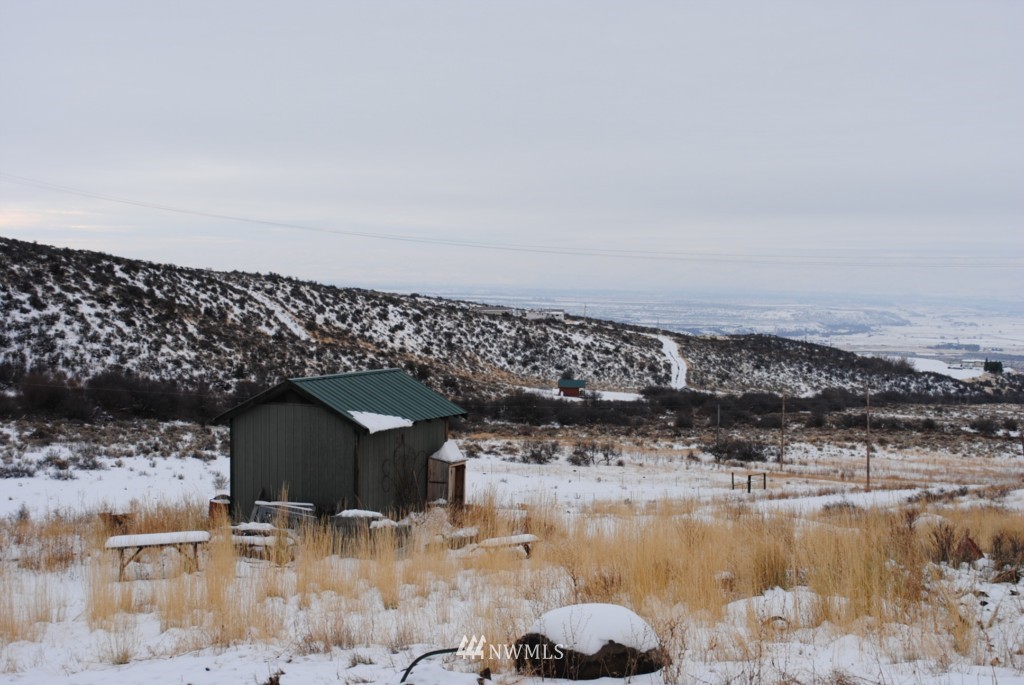 8291 Robbins Road Ellensburg, WA 98926 - Photo 1 of 1 Gallery Image 1