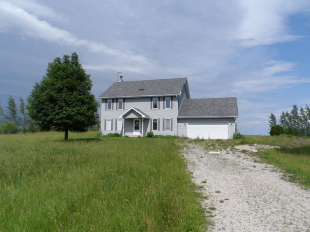 3412 East 2250th Road Ottawa, IL 61350 - Photo 2 of 16
