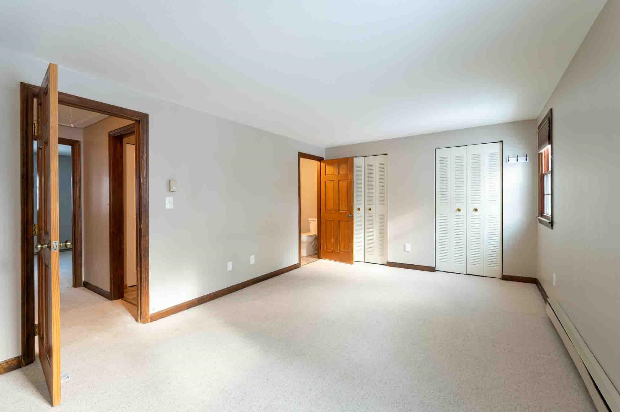 22 Olde Country Village Road Londonderry, NH 03053 - Photo 29 of 53