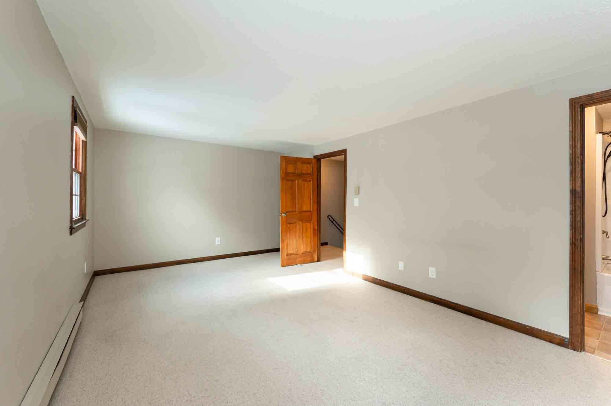 22 Olde Country Village Road Londonderry, NH 03053 - Photo 30 of 53